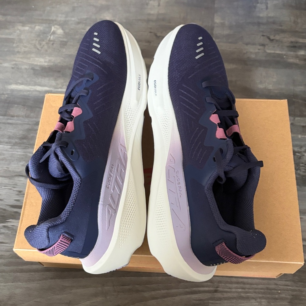 Altra W Paradigm 8 - Picture 4 of 8